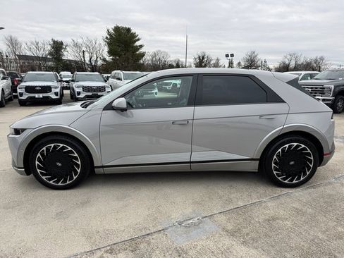 Used 2023 Hyundai Ioniq 5 Limited image 11
