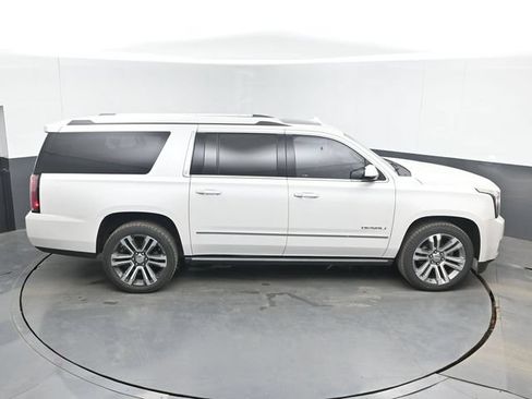 Used 2018 GMC Yukon XL Denali w/ Denali Ultimate Package AWD/4WD image 28