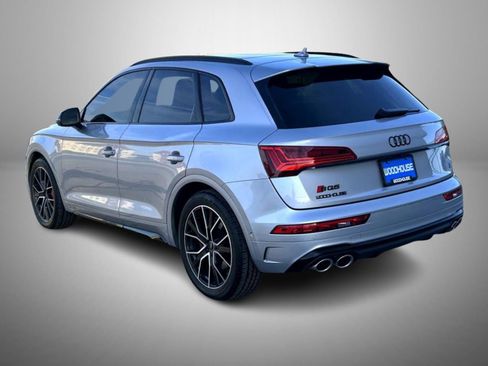 Used 2023 Audi SQ5 Prestige w/ Prestige Package image 7
