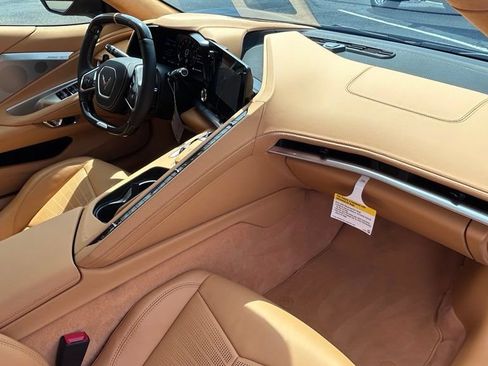 Used 2024 Chevrolet Corvette Z06 RWD image 32