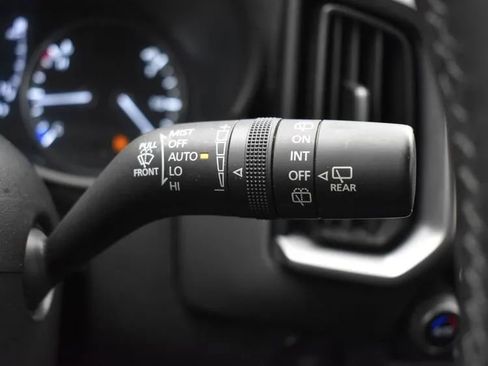 Used 2025 MAZDA CX-50 AWD 2.5 S w/ Preferred Package image 25