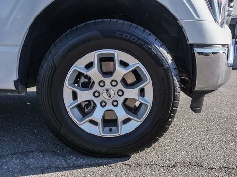 Used 2023 Ford F150 XLT AWD/4WD image 10
