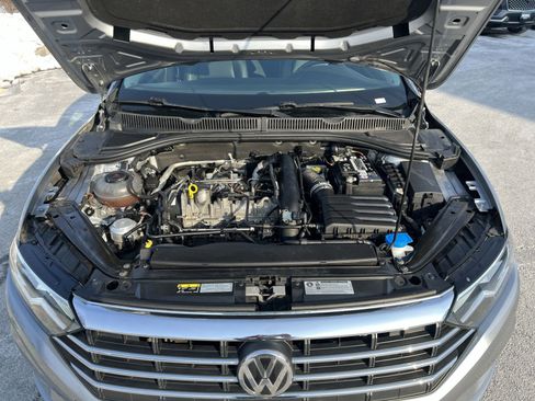 Used 2019 Volkswagen Jetta SE image 26