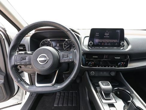 Used 2023 Nissan Rogue SV w/ SV Premium Package AWD/4WD image 13