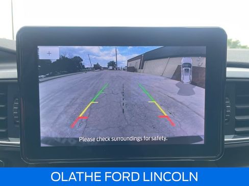 Used 2023 Ford Explorer XLT w/ Equipment Group 202A AWD/4WD image 25