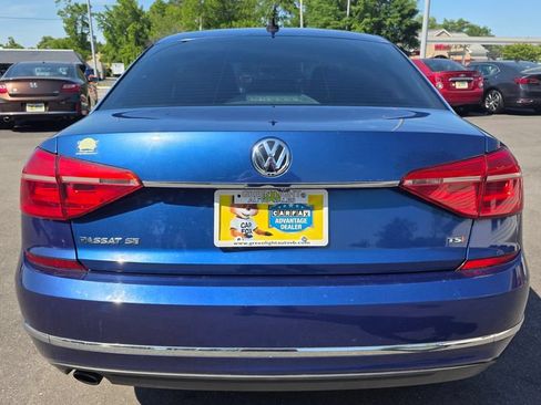 Used 2016 Volkswagen Passat 1.8T SE FWD image 6