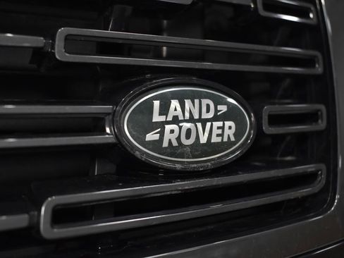 Used 2025 Land Rover Range Rover Long Wheelbase SE image 15