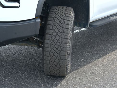 Used 2024 Chevrolet Silverado 2500 ZR2 w/ ZR2 Bison Edition image 37