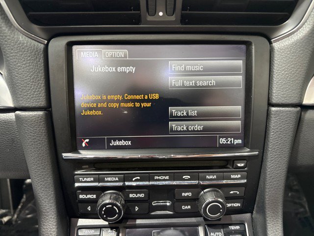 Used 2014 Porsche 911 Carrera 4 AWD/4WD image 39