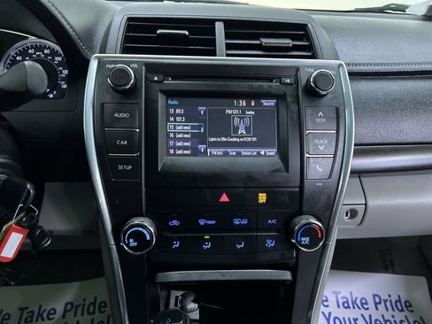 Used 2017 Toyota Camry LE FWD image 21