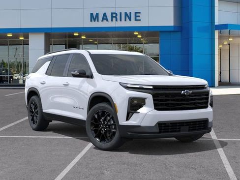 New 2026 Chevrolet Traverse LT image 7