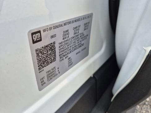 Certified 2024 Chevrolet Equinox LT AWD/4WD image 34