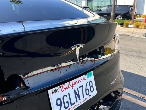 Used 2023 Tesla Model Y AWD image 30