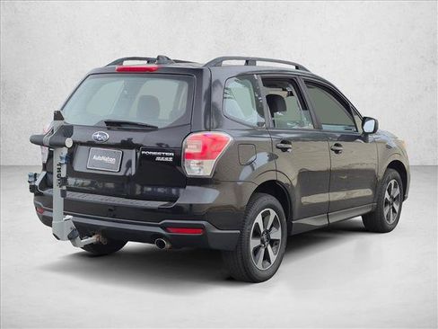 Used 2017 Subaru Forester 2.5i w/ Alloy Wheel Package AWD/4WD image 6
