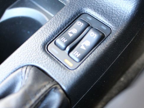 Used 2015 Subaru Impreza 2.0i Limited image 27