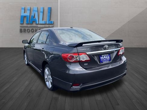 Used 2013 Toyota Corolla S w/ Premium Complete Pkg FWD image 3