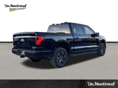 New 2025 Ford F150 Lightning Flash AWD/4WD image 5
