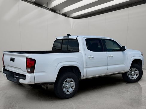 Used 2021 Toyota Tacoma SR w/ SR Convenience Package RWD image 5