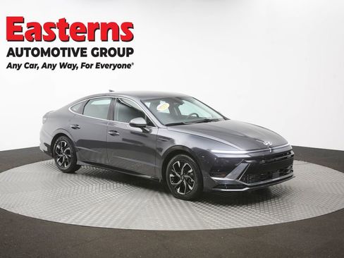 Used 2025 Hyundai Sonata SEL FWD image 49