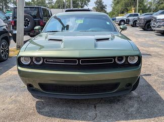 Used 2023 Dodge Challenger SXT RWD video 2