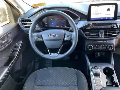 Used 2024 Ford Escape Active FWD image 5