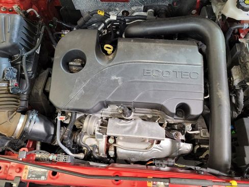 Used 2023 GMC Terrain SLE w/ Driver Convenience Package image 30