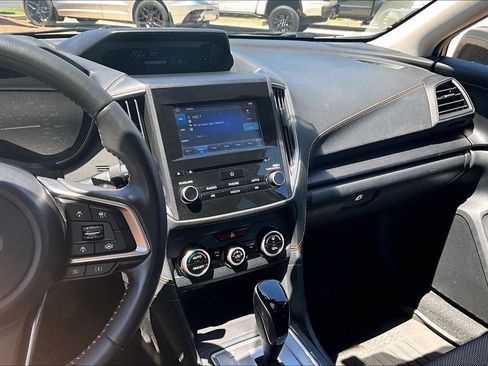Used 2021 Subaru Crosstrek 2.0i Premium w/ Moonroof Package AWD/4WD image 5