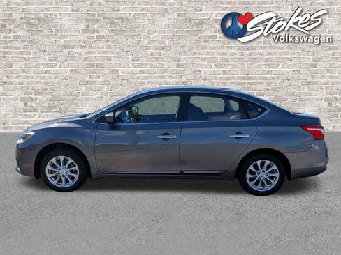 Used 2017 Nissan Sentra SV w/ Style Package FWD image 7