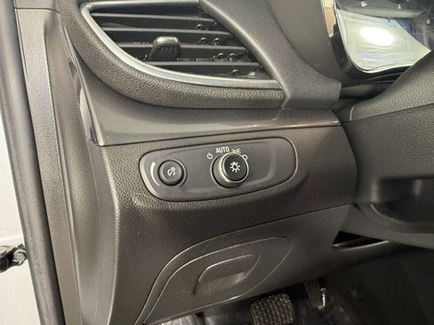 Used 2019 Buick Encore Preferred image 22