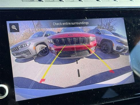 New 2026 Jeep Grand Cherokee Altitude image 19