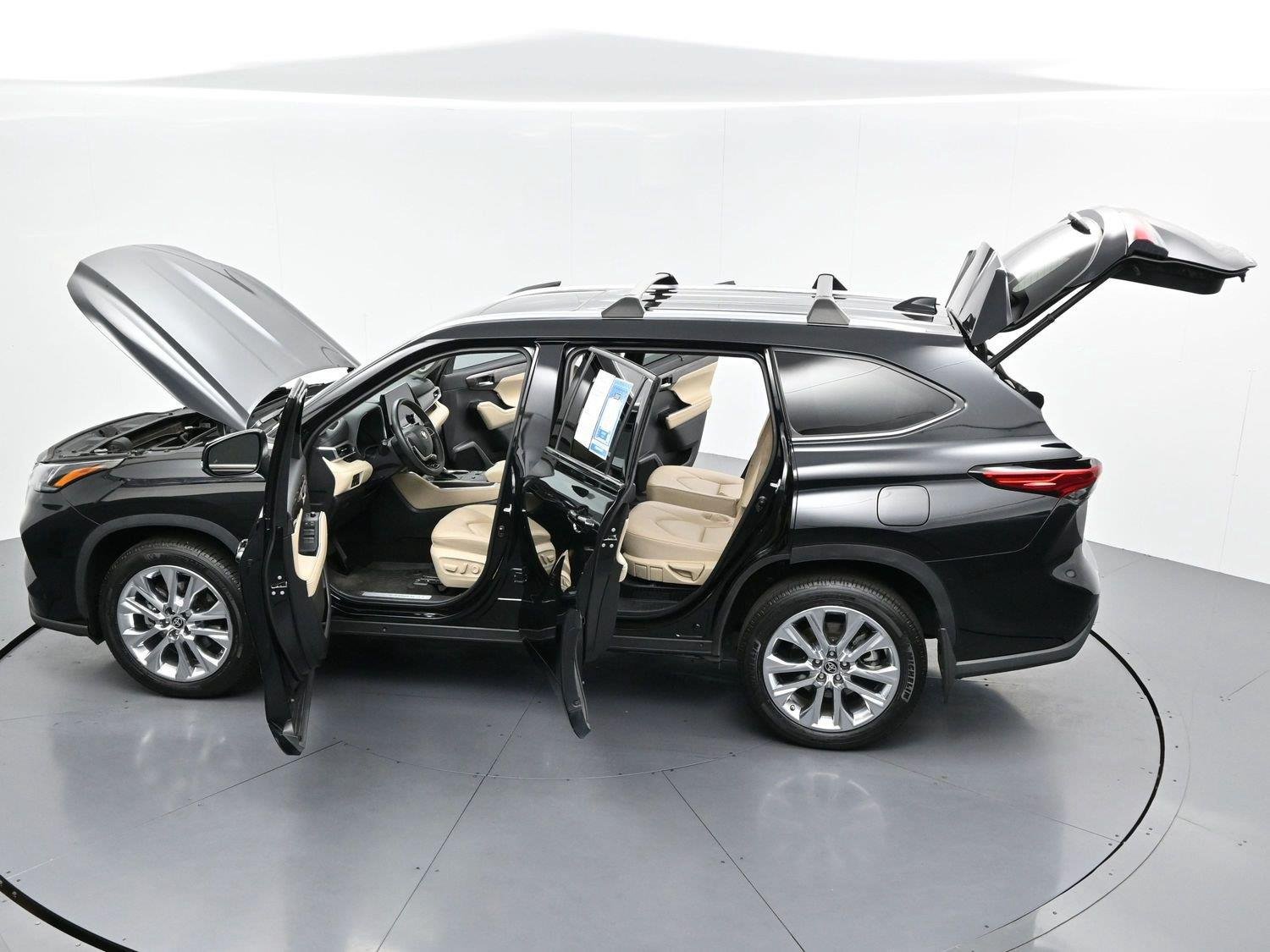 Used 2023 Toyota Highlander Limited AWD/4WD image 50