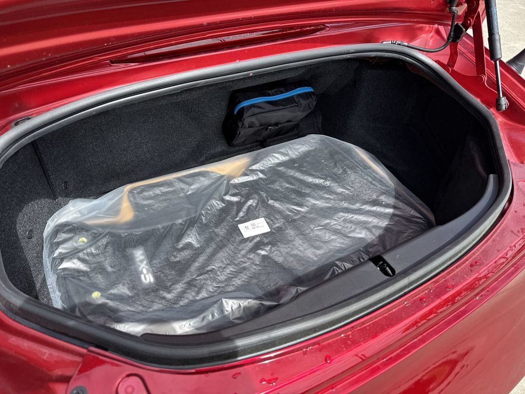 New 2026 MAZDA MX-5 Miata Club w/ Interior Package RWD image 55