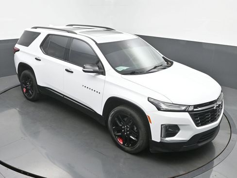 Used 2023 Chevrolet Traverse Premier w/ Redline Edition image 46