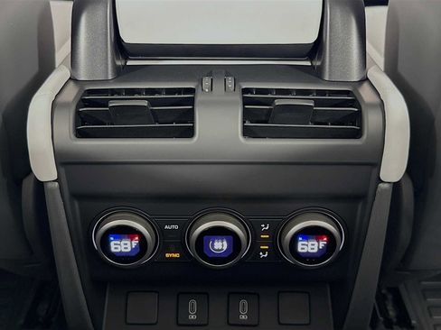 New 2026 Land Rover Defender 110 X-Dynamic SE AWD/4WD image 25