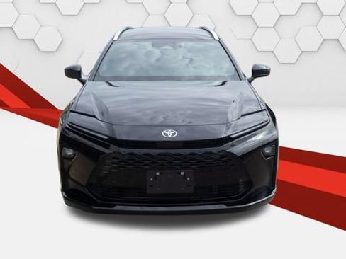 Used 2025 Toyota Crown Signia w/ Advanced Technology Package AWD/4WD image 9
