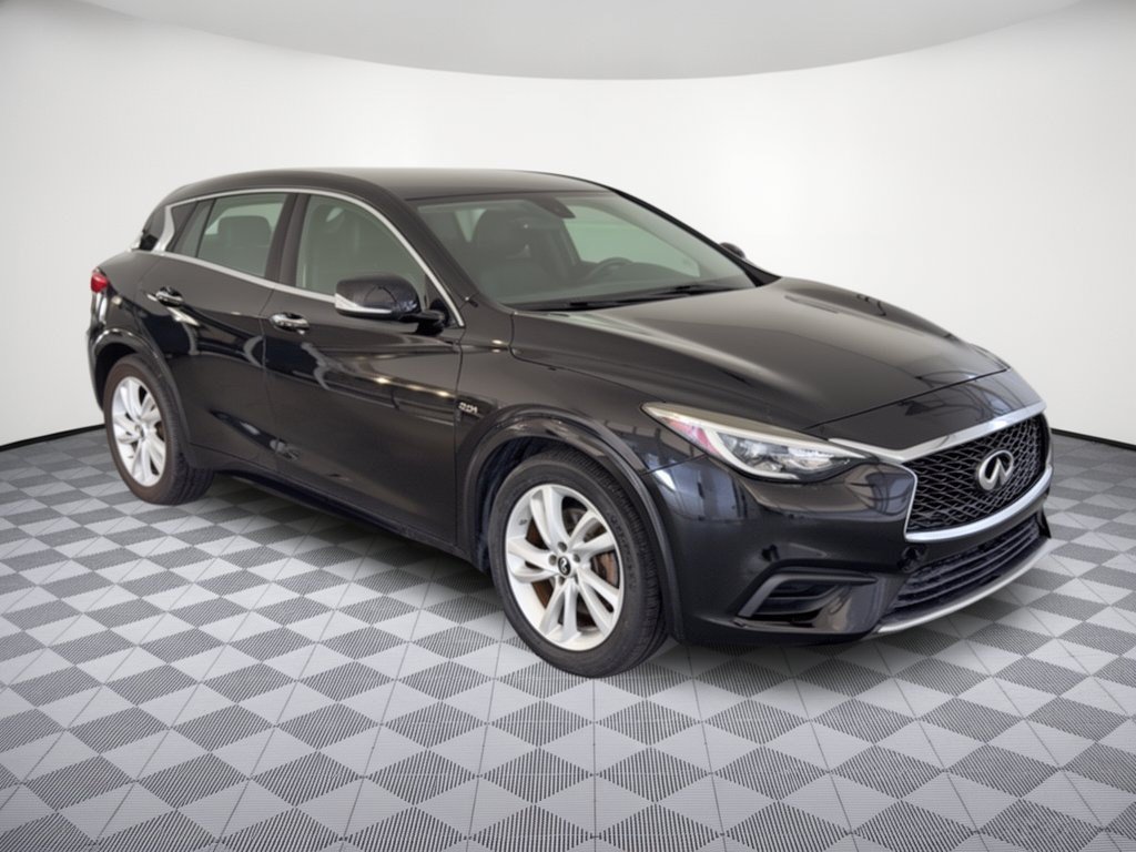 Used 2018 INFINITI QX30 FWD image 7