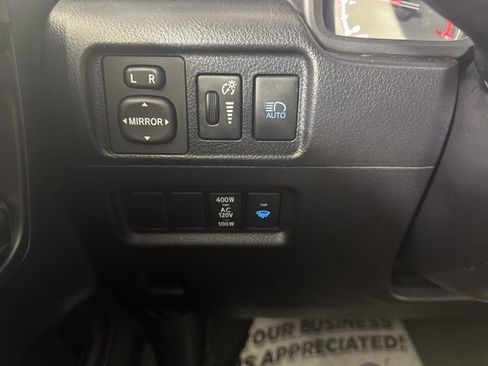 Used 2024 Toyota 4Runner TRD Off-Road Premium image 20