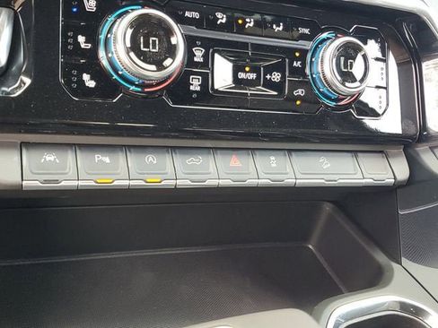 New 2026 GMC Sierra 1500 Denali w/ Denali Reserve Package image 25