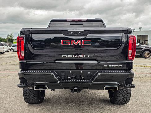 Used 2023 GMC Sierra 1500 Denali AWD/4WD image 5