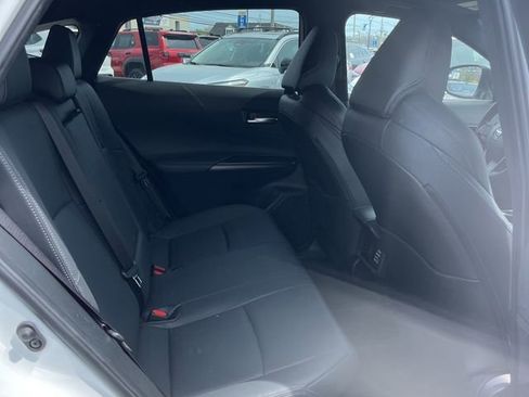 Used 2024 Toyota Venza Nightshade image 13