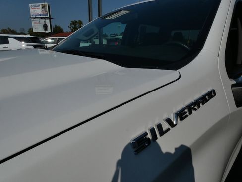 Used 2021 Chevrolet Silverado 1500 W/T w/ WT Value Package image 7