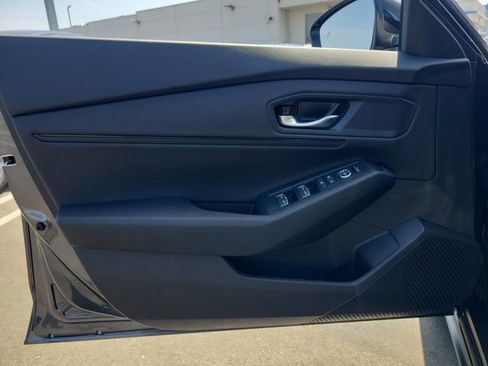 Certified 2025 Honda Accord SE image 19