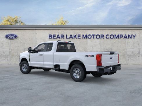 New 2026 Ford F250 XL w/ XL Off-Road Package image 4
