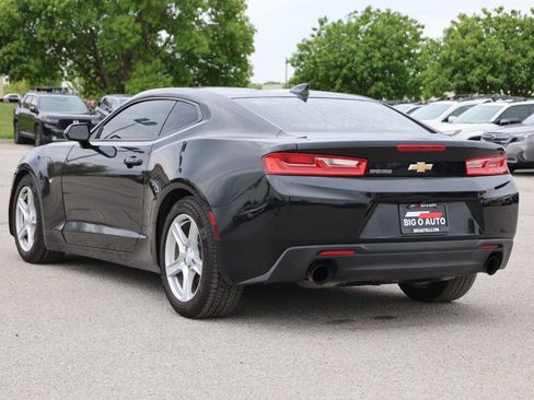 Used 2017 Chevrolet Camaro LT RWD image 11