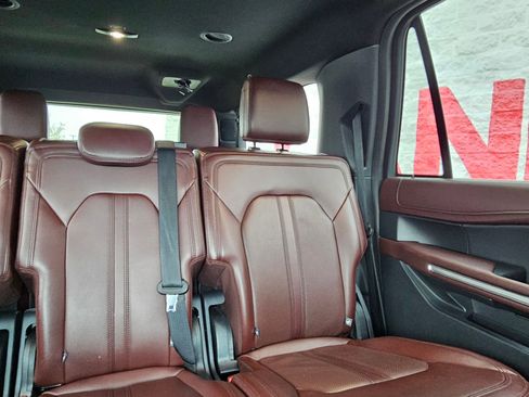 Used 2024 Ford Expedition Max Limited RWD image 26