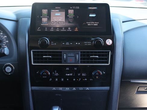Used 2024 Nissan Armada SV RWD image 7