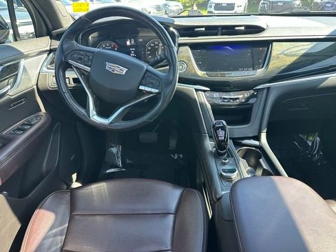 Used 2021 Cadillac XT6 Premium Luxury w/ LPO, Floor Liner Package AWD/4WD image 14