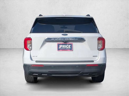 Used 2020 Ford Explorer XLT RWD image 8