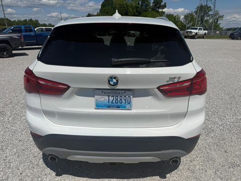 Used 2018 BMW X1 sDrive28i FWD image 4