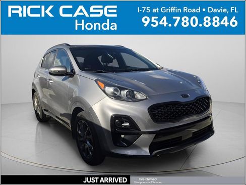 Used 2021 Kia Sportage S w/ S FWD Premium Package image 1